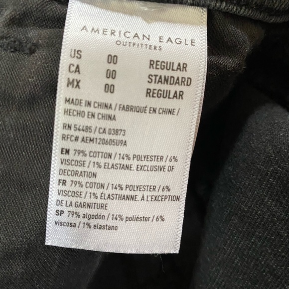 NWT American Eagle mom jeans - Picture 7 of 7